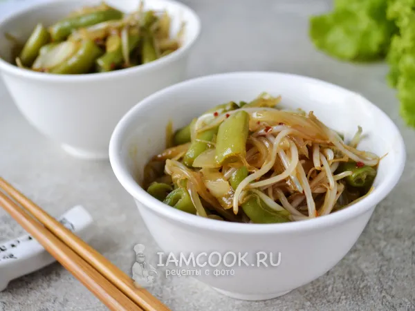 Фото блюда: Постный салат из стручковой фасоли