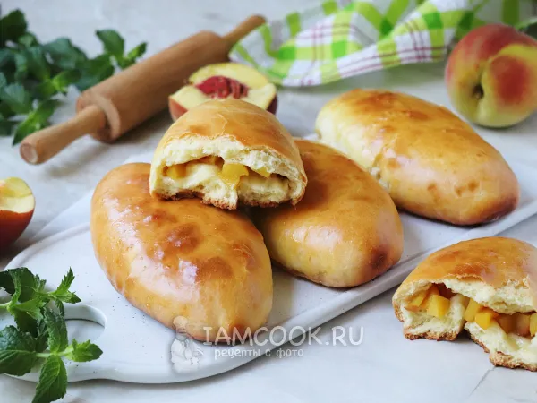 Фото блюда: Пирожки с персиками (из дрожжевого теста)