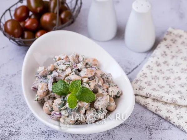 Фото блюда: Салат «Баварский» с копчёной курицей