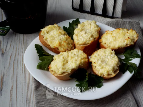 Фото блюда: Горячие бутерброды с творогом