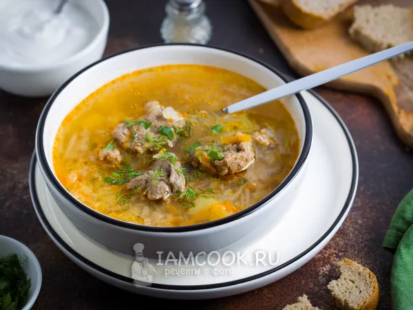 Фото блюда: Щи из свежей капусты с говядиной в мультиварке