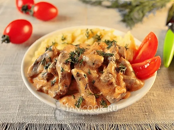 Фото блюда: Бефстроганов из говяжьей печени