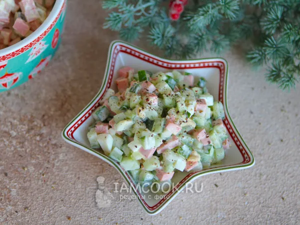 Фото блюда: Салат с яйцом, колбасой и свежим огурцом