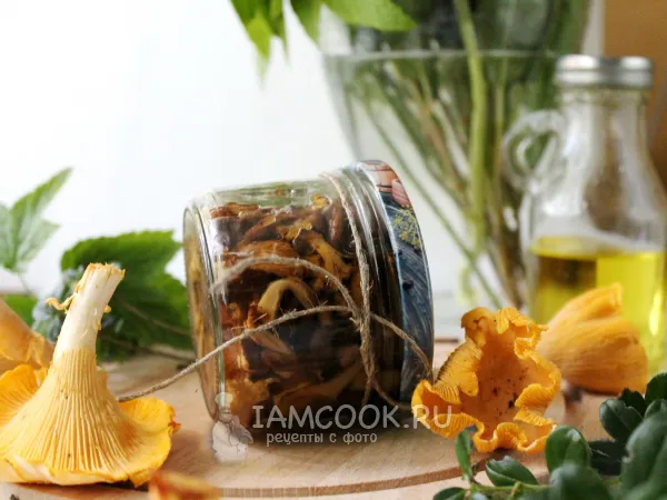 Фото блюда: Жареные лисички на зиму (в банках)