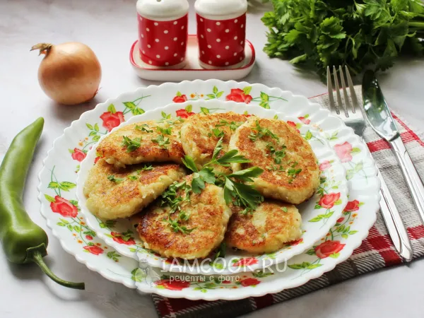 Фото блюда: Луковые оладьи с манкой