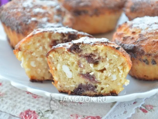 Фото блюда: Творожные мини-запеканки с вишней