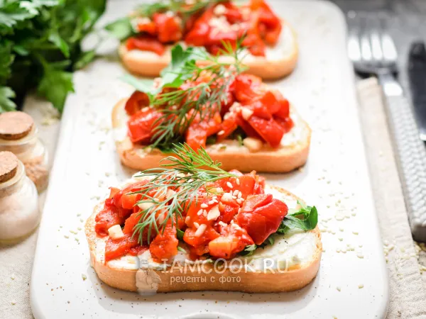 Фото блюда: Бутерброды с болгарским перцем