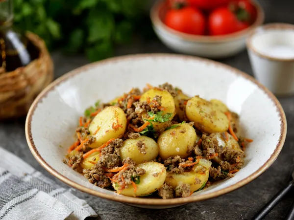 Фото блюда: Жареная картошка с ливерной колбасой