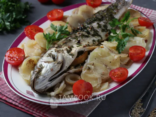 Фото блюда: Кефаль в духовке с картошкой