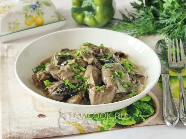 Фото блюда: Куриная печень с черносливом