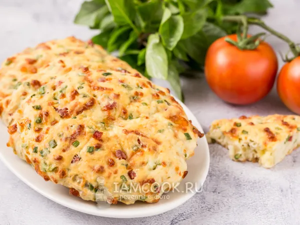 Фото блюда: Лепёшки на кефире с колбасой и сыром (в духовке)