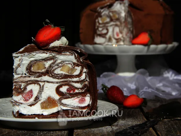 Фото блюда: Блинный торт со взбитыми сливками