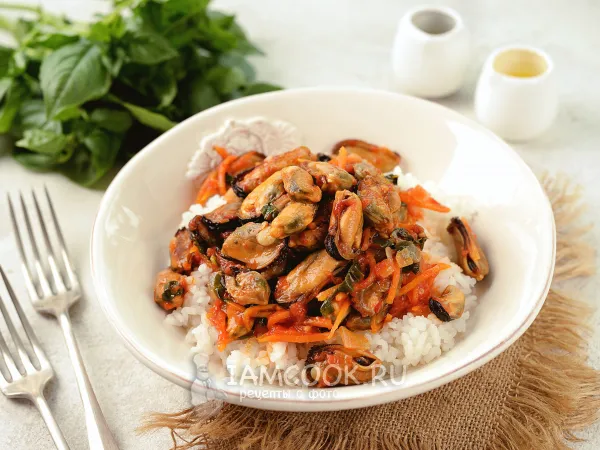 Фото блюда: Мидии в томатном соусе (с чесноком)