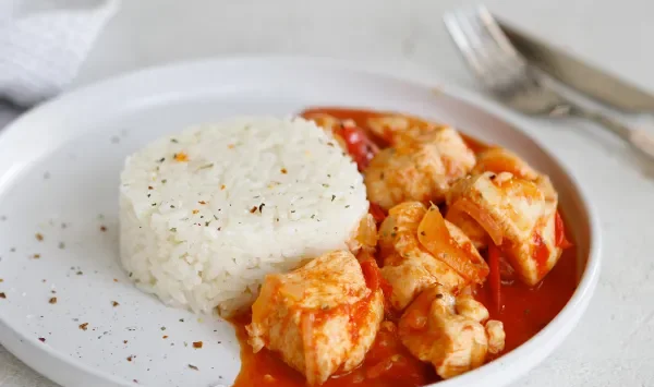 Фото блюда: Курица с помидорами и сыром в мультиварке