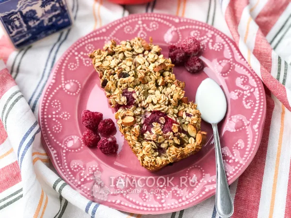 Фото блюда: Овсяный кекс с малиной и миндалем