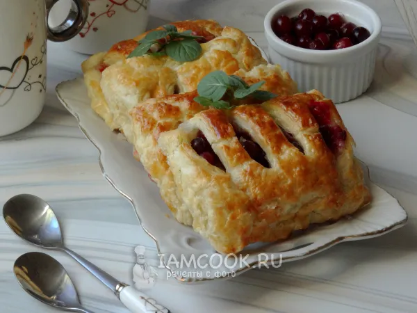 Фото блюда: Слойки с клюквой