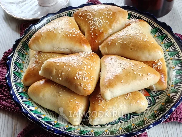 Фото блюда: Самса с курицей из дрожжевого теста