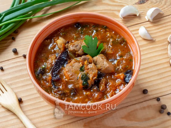 Фото блюда: Гуляш с черносливом (из свинины)