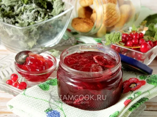 Фото блюда: Яблочно-ягодное варенье