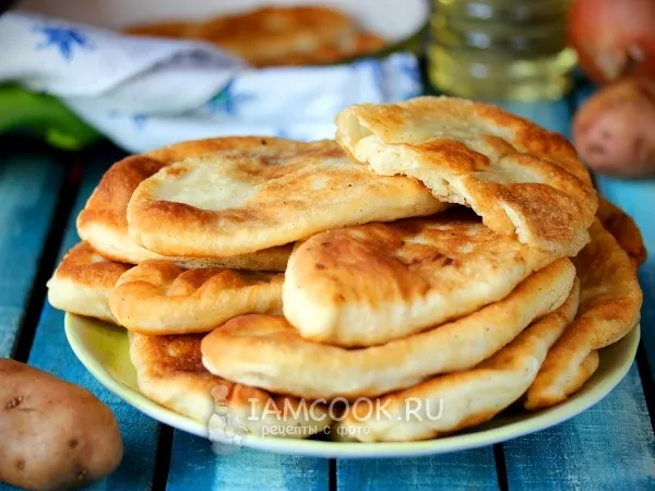 Фото блюда: Жареные пирожки с картошкой