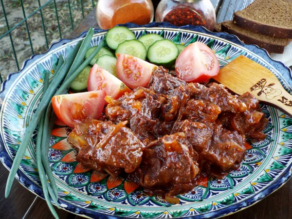 Фото блюда: Рёбрышки говяжьи в казане на костре