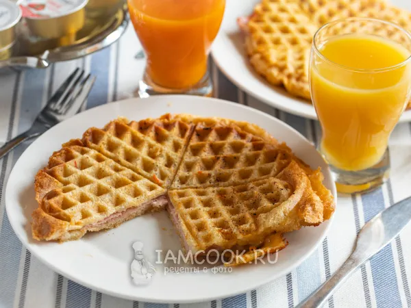 Фото блюда: Сэндвичи в вафельнице
