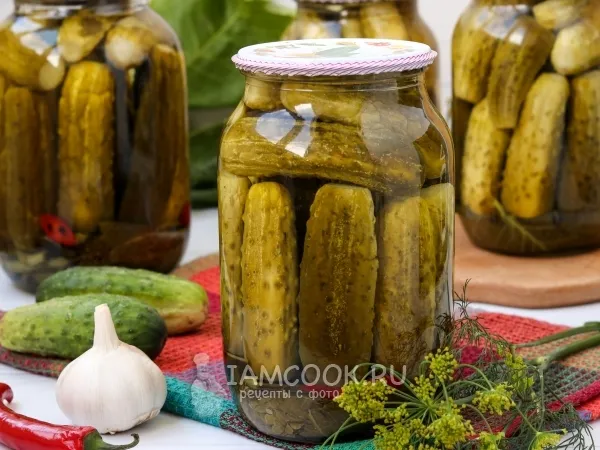 Фото блюда: Хрустящие маринованные огурцы на зиму