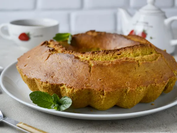 Фото блюда: Кекс из кукурузной муки на кефире (без глютена)