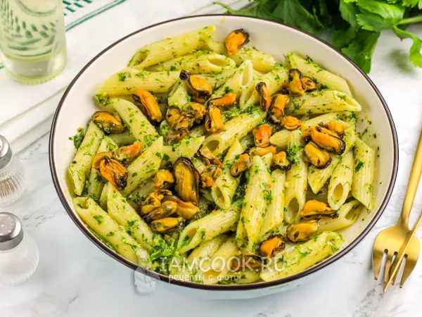 Фото блюда: Паста с мидиями с соусом песто