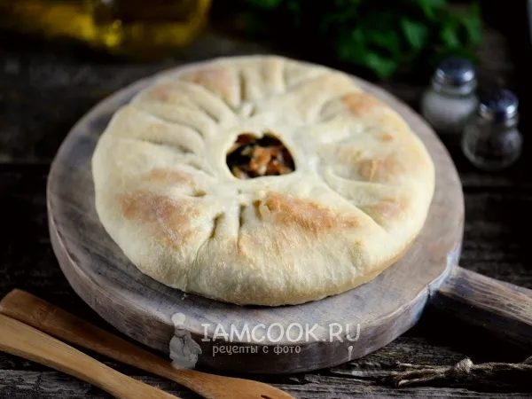 Фото блюда: Картошка с курицей в тесте в духовке