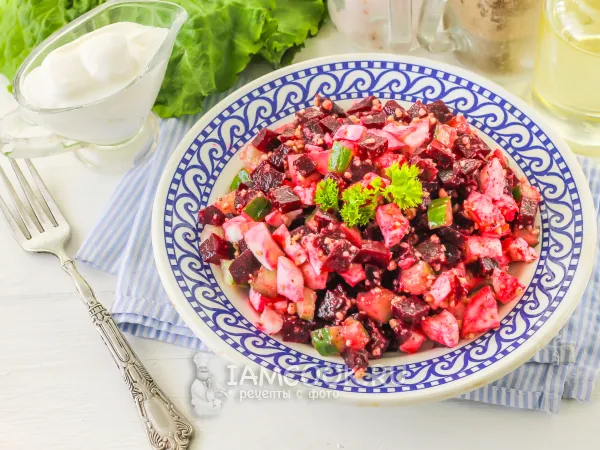 Фото блюда: Салат из свеклы и моцареллы