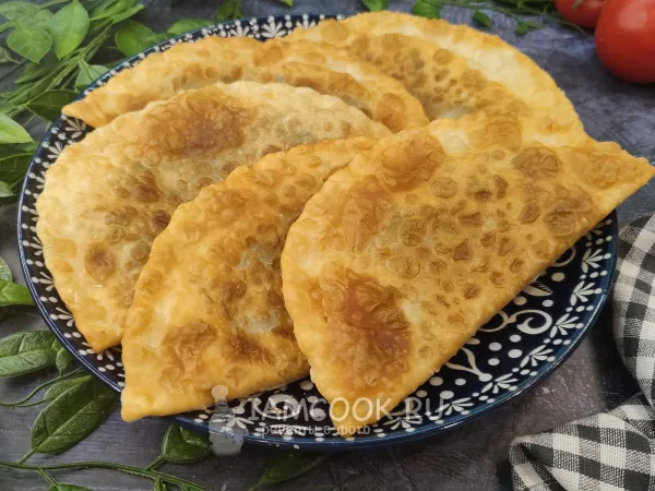 Фото блюда: Чебуреки с джусаем