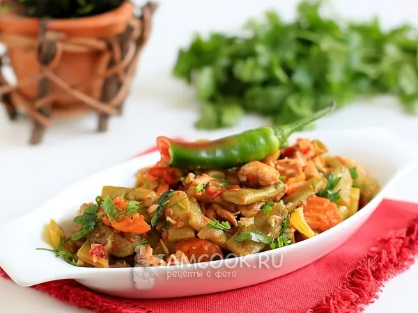 Фото блюда: Лобио из стручковой фасоли с курицей