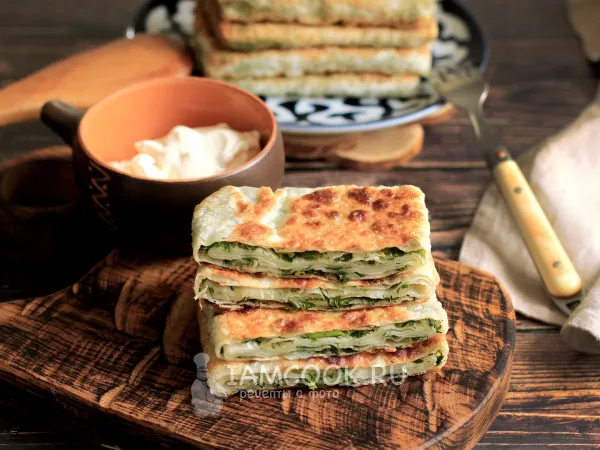 Фото блюда: Лепешки с зеленью и луком