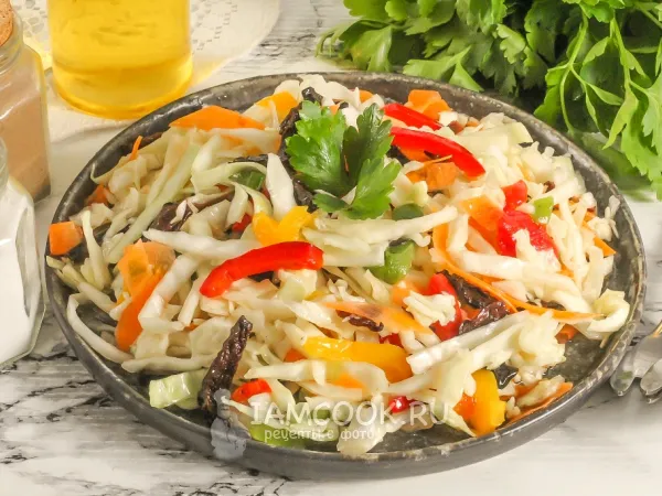 Фото блюда: Капуста «Провансаль» с черносливом