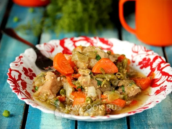 Фото блюда: Мясо с овощами в мультиварке