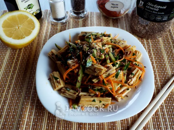 Фото блюда: Постный салат с маринованной «спаржей»