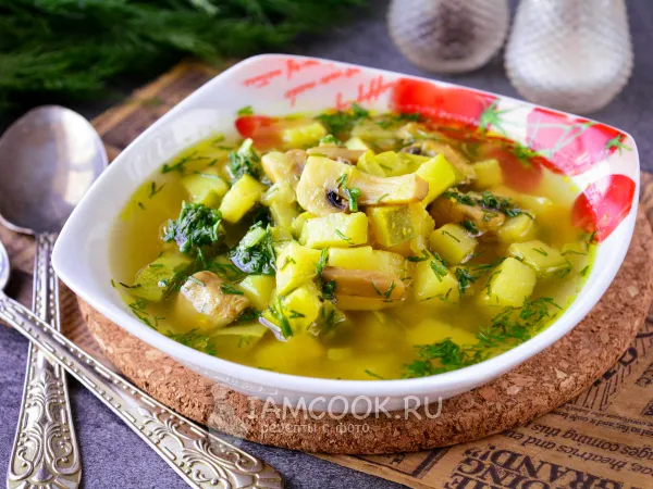 Фото блюда: Суп из кабачков с грибами
