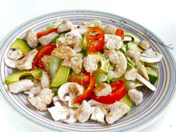 Фото блюда: Салат из индейки с грибами