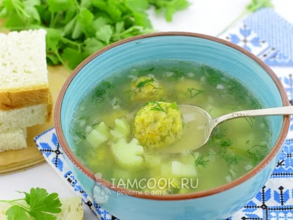 Фото блюда: Вегетарианский суп с фрикадельками из нута и моркови