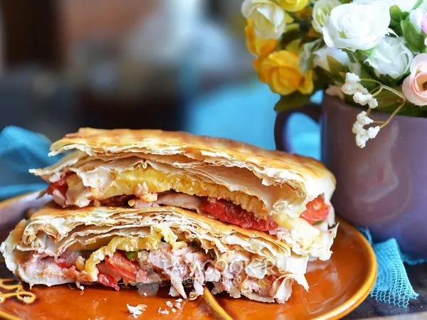 Фото блюда: Копчёный окорочок в лаваше