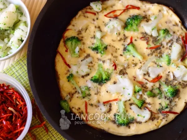 Фото блюда: Омлет с брокколи и цветной капустой