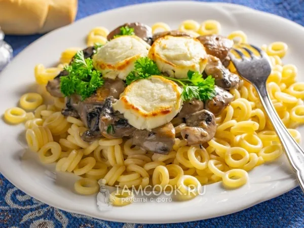 Фото блюда: Грибной соус с сыром