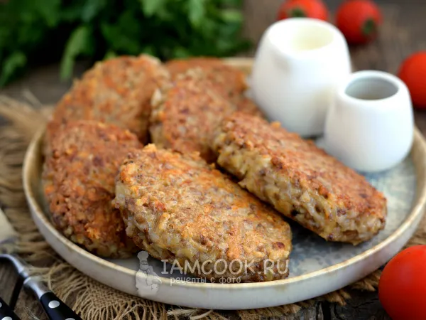 Фото блюда: Гречневые котлеты с жареным луком и сыром