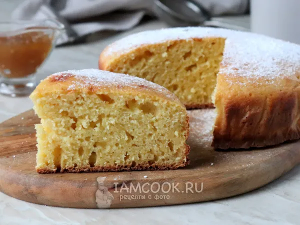 Фото блюда: Манник на кефире с вареньем