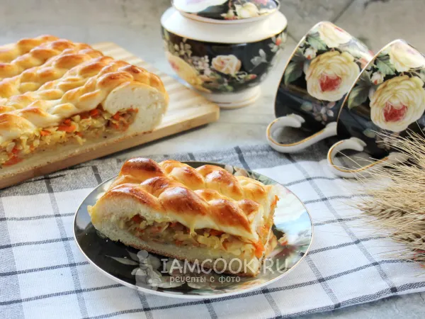 Фото блюда: Сдобный пирог с капустой