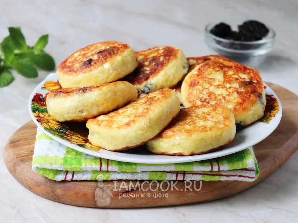 Фото блюда: Сырники с черносливом