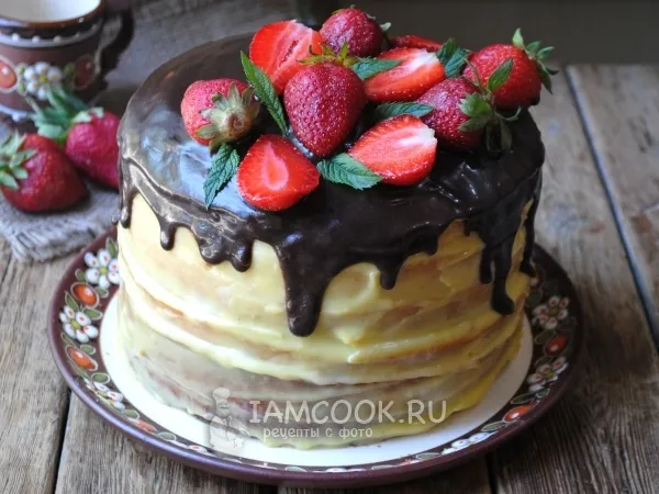 Фото блюда: Торт с клубникой и заварным кремом