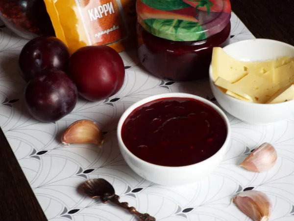 Фото блюда: Соус из слив с карри на зиму