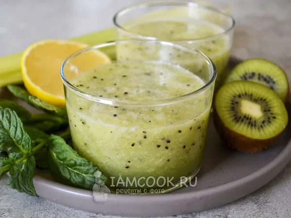 Фото блюда: Смузи с киви, сельдереем и лимоном
